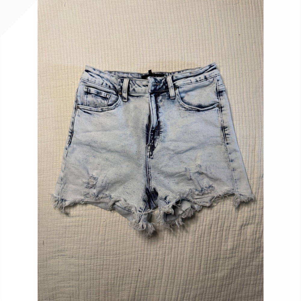 Risen Jeans Women Light Acid Wash Distressed High Rise Denim Shorts Size M
